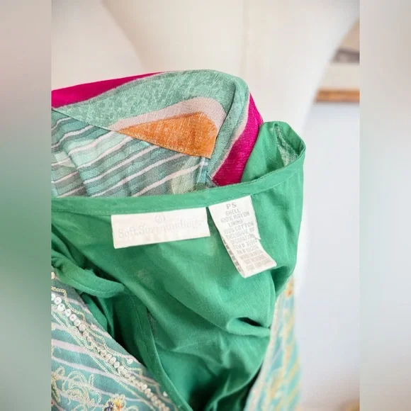 ✨ DAISY JONES KAFTAN ASO Riley keough in Daisy Jones and the Six - Picture 5 of 8